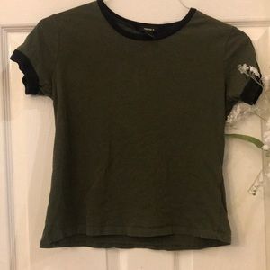 Forever 21 Green & Black ringer tee/ Crop top🌿